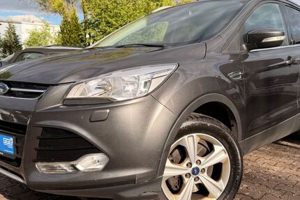 Ford Kuga 172.600 km 7.400 &euro; Altenstadt 63674