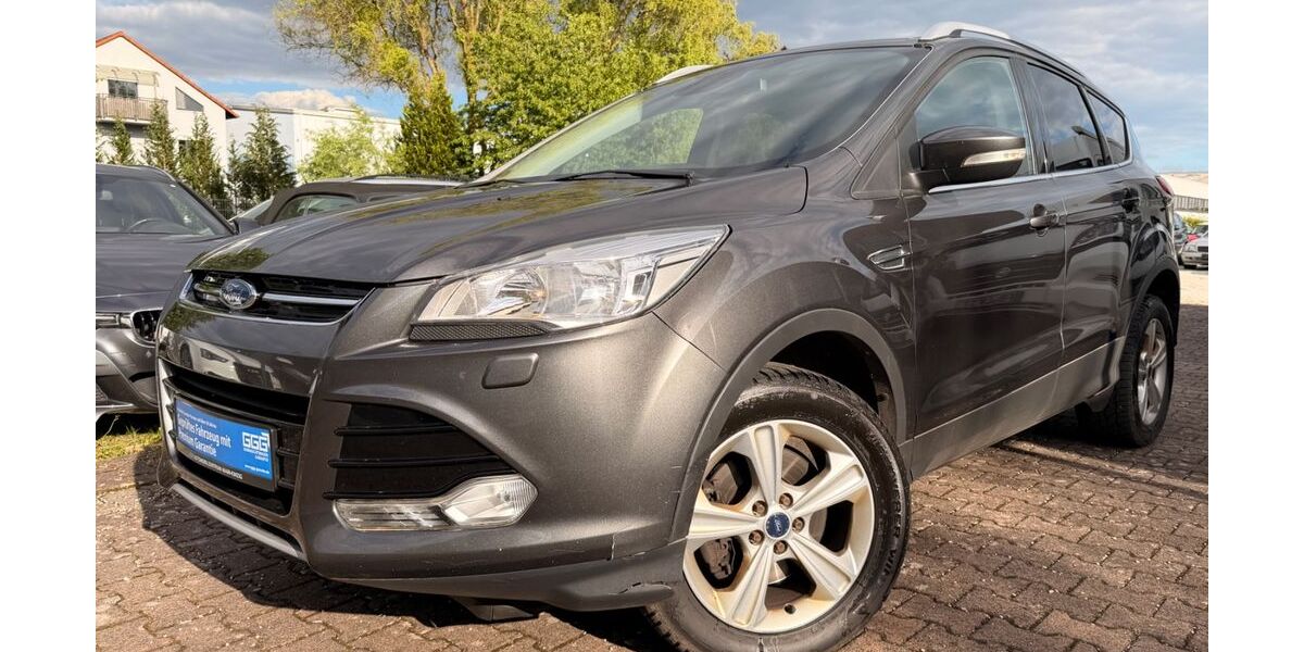 Ford Kuga 172.600 km 7.400 &euro; Altenstadt 63674