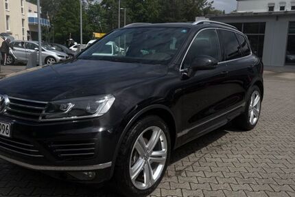 VW Touareg 145.750 km 25.800 &euro; Obertshausen 63179