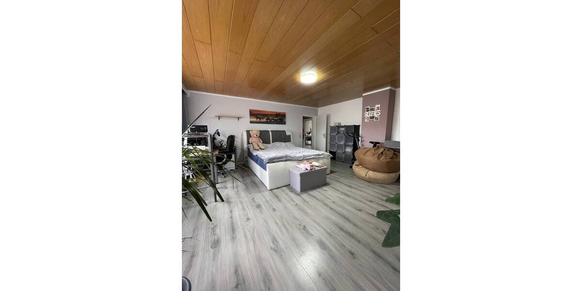 Etagenwohnung Mömbris - 2 Zimmer, 102 m&sup2;, 850&euro; | Angebot:25675690