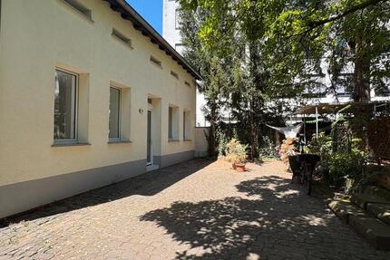 Wohnung Offenbach am Main Hafen - 3 Zimmer, 85 m&sup2;, 1.300&euro; | Angebot:27584537