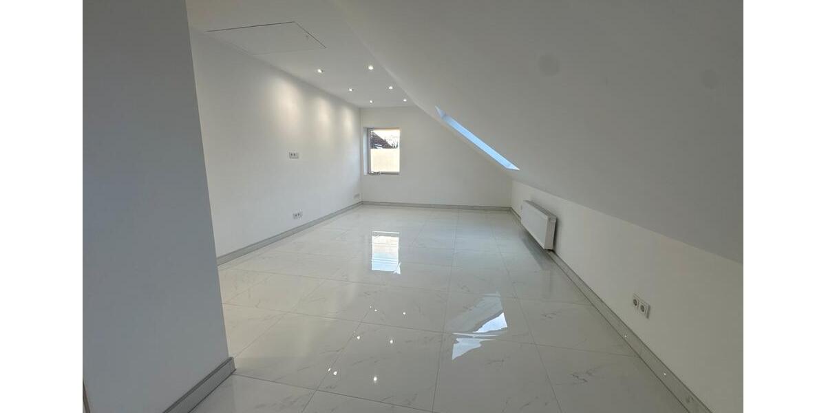 Dachgeschoßwohnung Rödermark - 2 Zimmer, 65 m&sup2;, 950&euro; | Angebot:25907769