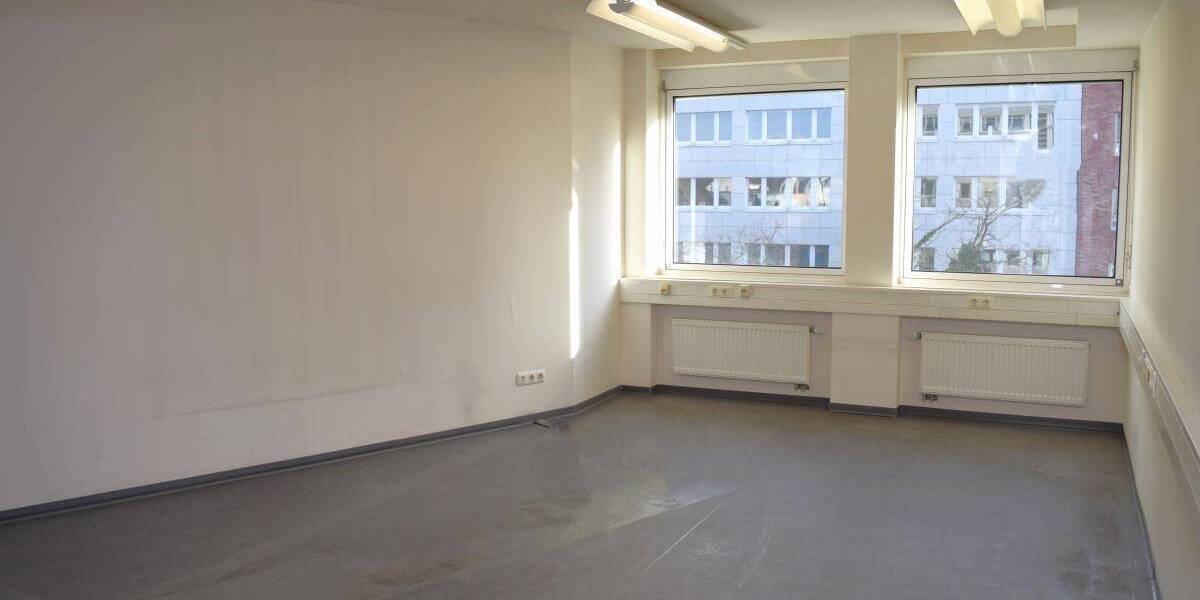 Gewerbeobjekt Frankfurt am Main Gallus - 6 Zimmer, 180 m&sup2;, 2.350&euro; | Angebot:25689508
