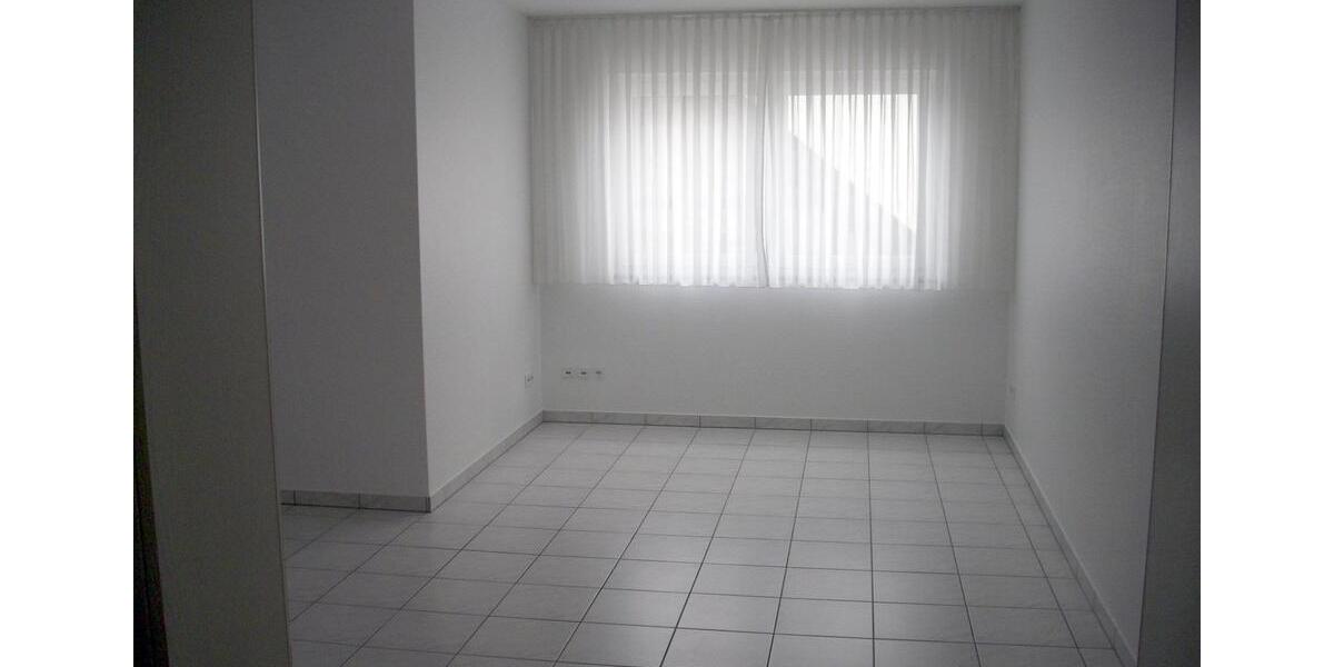 Etagenwohnung Neu-Isenburg Isenburg - 3.5 Zimmer, 150 m&sup2;, 1.700&euro; | Angebot:24219713