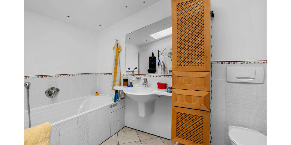 Doppelhaushälfte Gelnhausen - 5 Zimmer, 171 m&sup2;, 595.000&euro; | Angebot:25742101