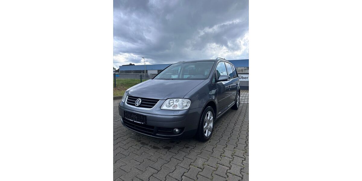 VW Touran 125.478 km 4.850 &euro; Hasselroth 63594