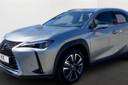 Lexus UX 11.226 km 28.490 &euro; Eschborn 65760
