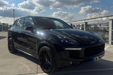 Porsche Cayenne 209.264 km 32.399 &euro; Offenbach am main 63069