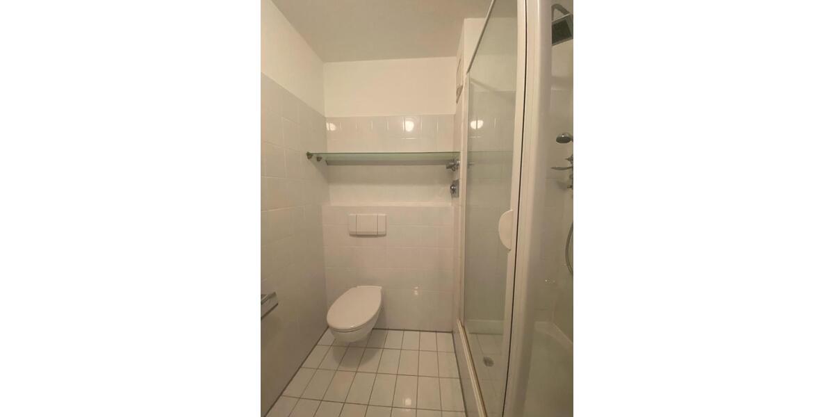 Etagenwohnung Schwalbach am Taunus - 1 Zimmer, 66 m&sup2;, 990&euro; | Angebot:25900858