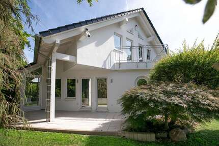 Haus Dietzenbach / Dietzenbach-Steinberg Steinberg - 5 Zimmer, 149 m&sup2;, 849.000&euro; | Angebot:27589723