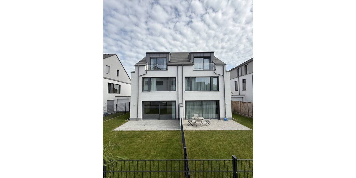 Doppelhaushälfte Bad Homburg Ober-Erlenbach - 6 Zimmer, 185 m&sup2;, 3.850&euro; | Angebot:26483764