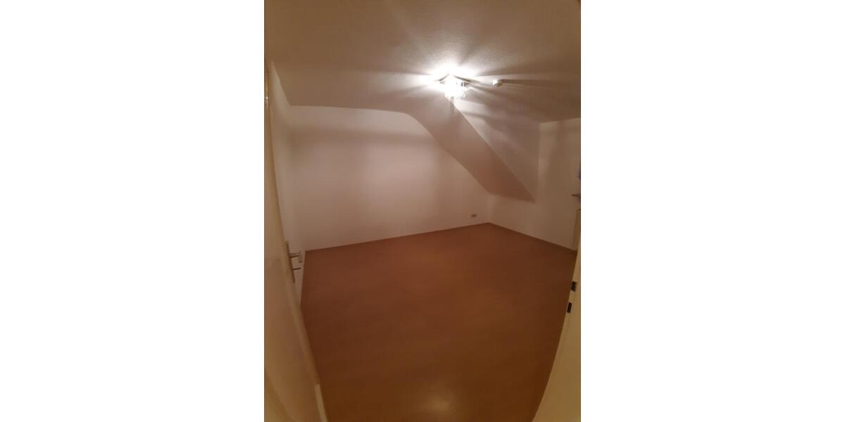 Dachgeschoßwohnung Neu-Isenburg Isenburg - 3 Zimmer, 55 m&sup2;, 715&euro; | Angebot:25868208