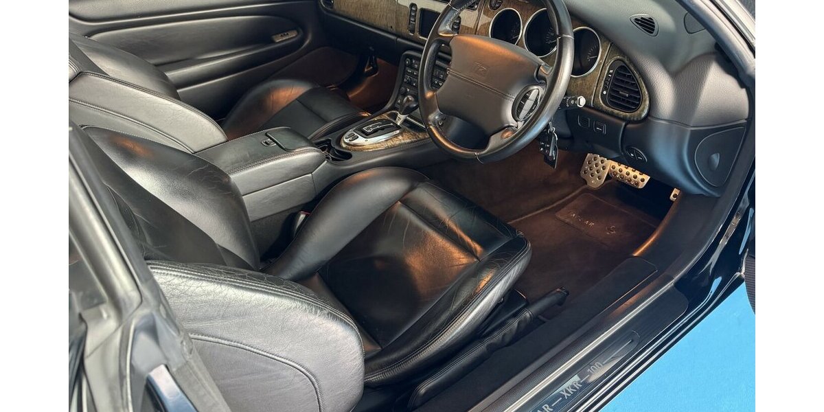 Jaguar XKR -R Coupe X100 limited RHD/Brembo/Recaro 75.200 km 22.900 &euro; Dreieich 63303