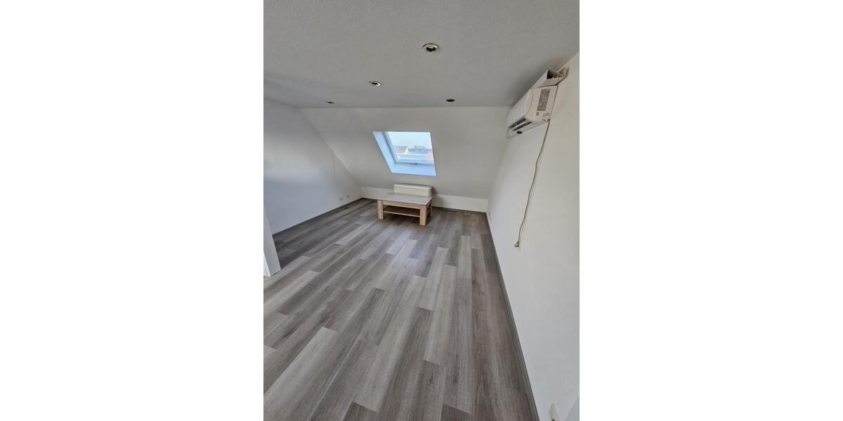 Dachgeschoßwohnung Rodgau - 2 Zimmer, 45 m&sup2;, 780&euro; | Angebot:25360887