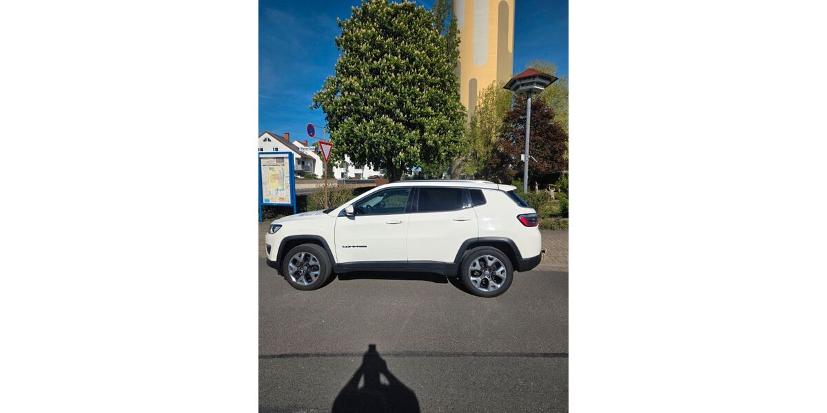 Jeep Compass 165.000 km 14.300 &euro; Niedernberg 63843