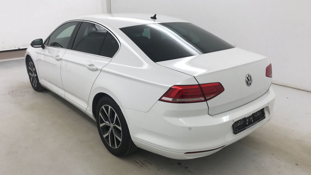 VW Passat 200.247 km 11.638 &euro; Eschborn 65760