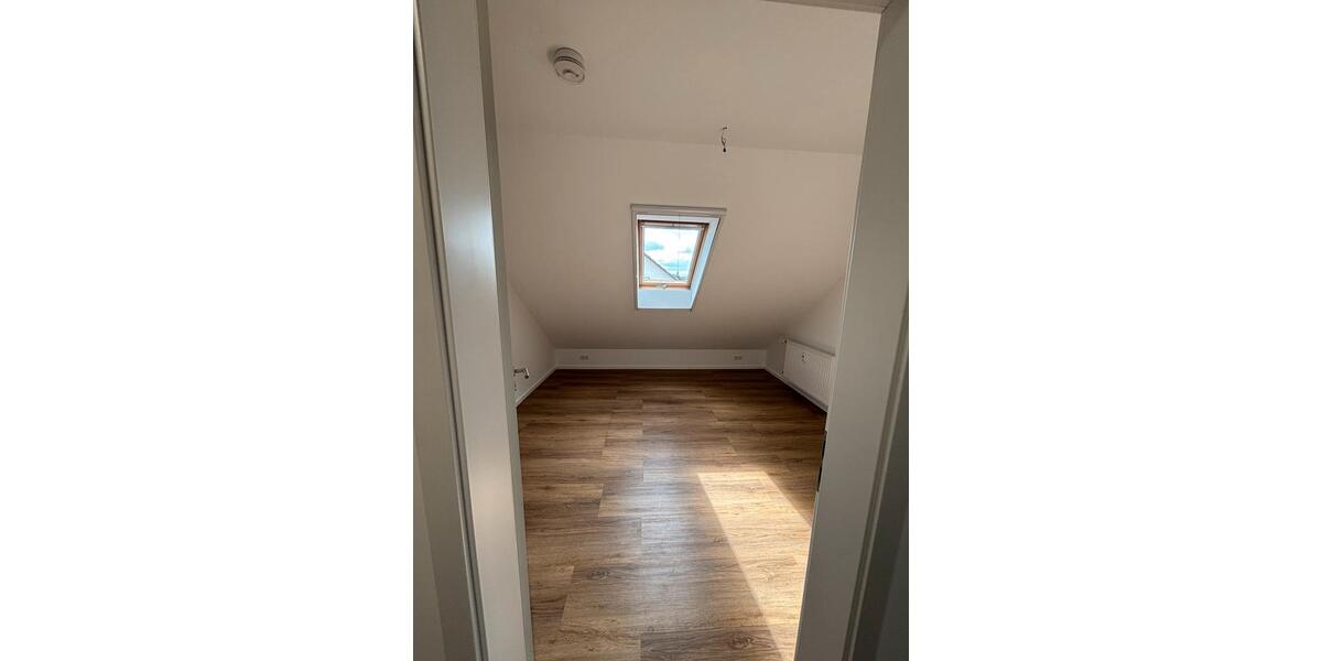 Dachgeschoßwohnung Mühlheim am Main - 2 Zimmer, 62 m&sup2;, 800&euro; | Angebot:25449504