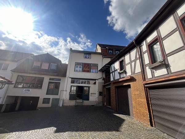 Einfamilienhaus Büdingen - 17 Zimmer, 410 m&sup2;, 1.350.000&euro; | Angebot:24220005
