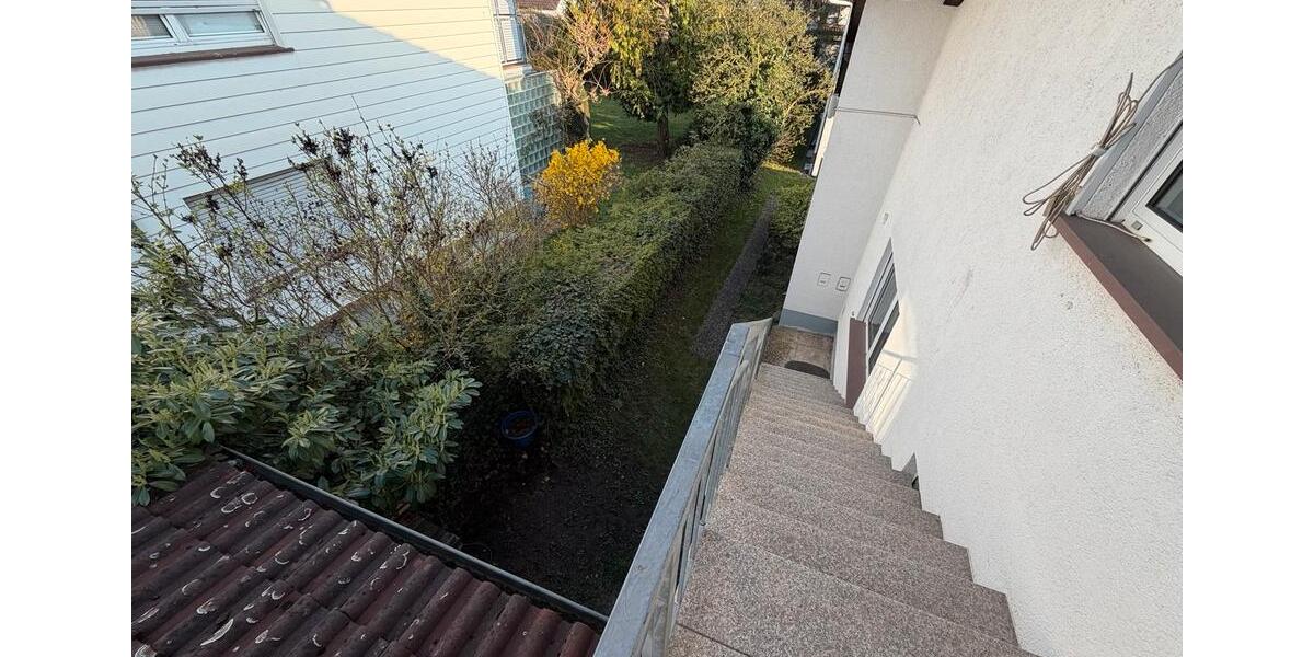 Etagenwohnung Kelsterbach - 4 Zimmer, 90 m&sup2;, 1.700&euro; | Angebot:25960484