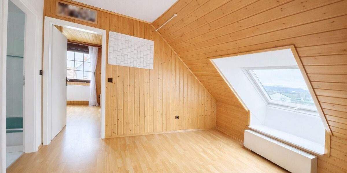 Einfamilienhaus Karben Rendel - 8 Zimmer, 226 m&sup2;, 749.000&euro; | Angebot:25671395