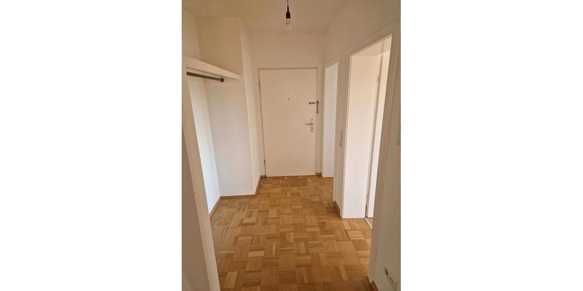 Etagenwohnung Oberursel (Taunus) - 4.5 Zimmer, 110 m&sup2;, 1.850&euro; | Angebot:27565684