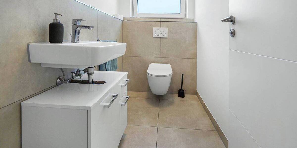 Etagenwohnung Frankfurt am Main Nied - 3 Zimmer, 96 m&sup2;, 635.000&euro; | Angebot:25690851