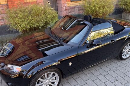 Mazda MX-5 59.000 km 12.300 &euro; Frankfurt 60486