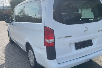 Mercedes-Benz Vito 217.342 km 14.600 &euro; Frankfurt 60326
