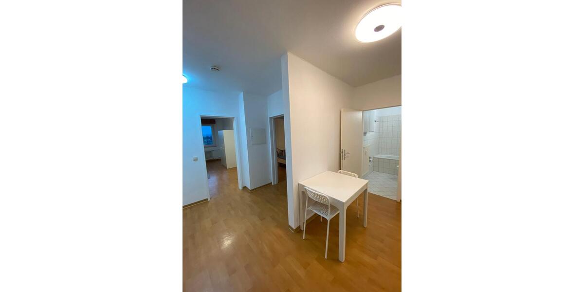 Etagenwohnung Frankfurt am Main Mitte-West - 6 Zimmer, 23 m&sup2;, 480&euro; | Angebot:23793936