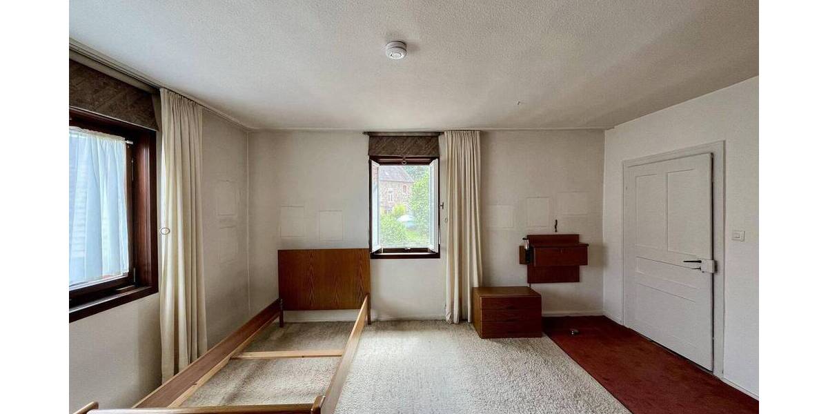 Einfamilienhaus Büdingen Eckartshausen - 7 Zimmer, 131 m&sup2;, 128.000&euro; | Angebot:26891506