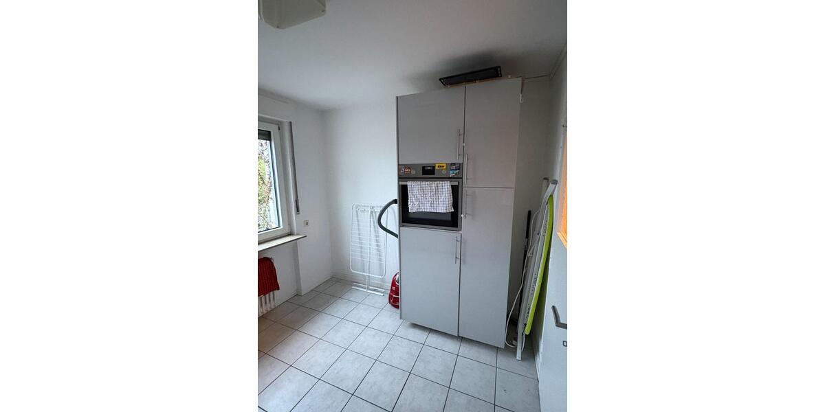 Etagenwohnung Frankfurt am Main - 2 Zimmer, 50 m&sup2;, 874&euro; | Angebot:25883075