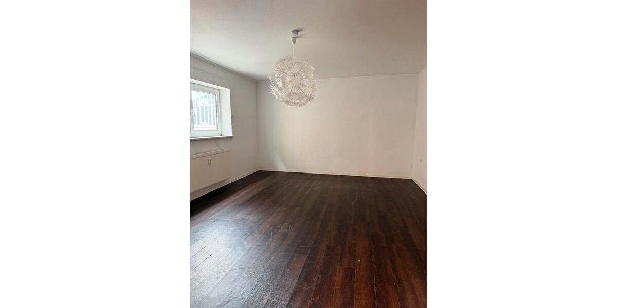 Etagenwohnung Büdingen - 2 Zimmer, 93 m&sup2;, 700&euro; | Angebot:26084587