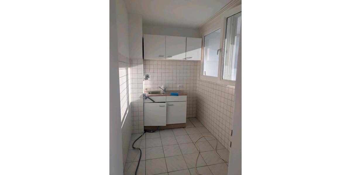 Etagenwohnung Frankfurt am Main Bockenheim - 1 Zimmer, 41 m&sup2;, 900&euro; | Angebot:25965238