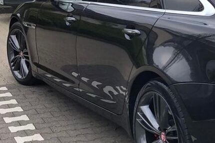 Jaguar XJ 190.000 km 16.850 &euro; Frankfurt am Main 60437