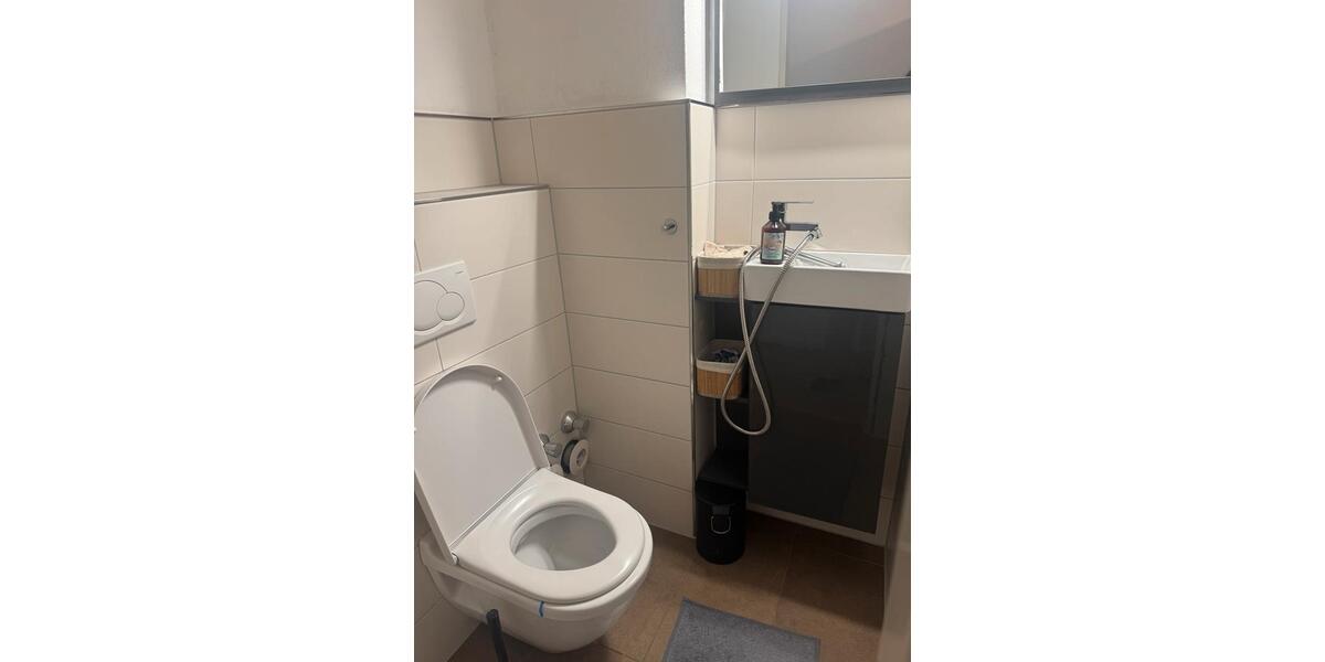 Etagenwohnung Hanau Großauheim - 3 Zimmer, 70 m&sup2;, 1.200&euro; | Angebot:25945225