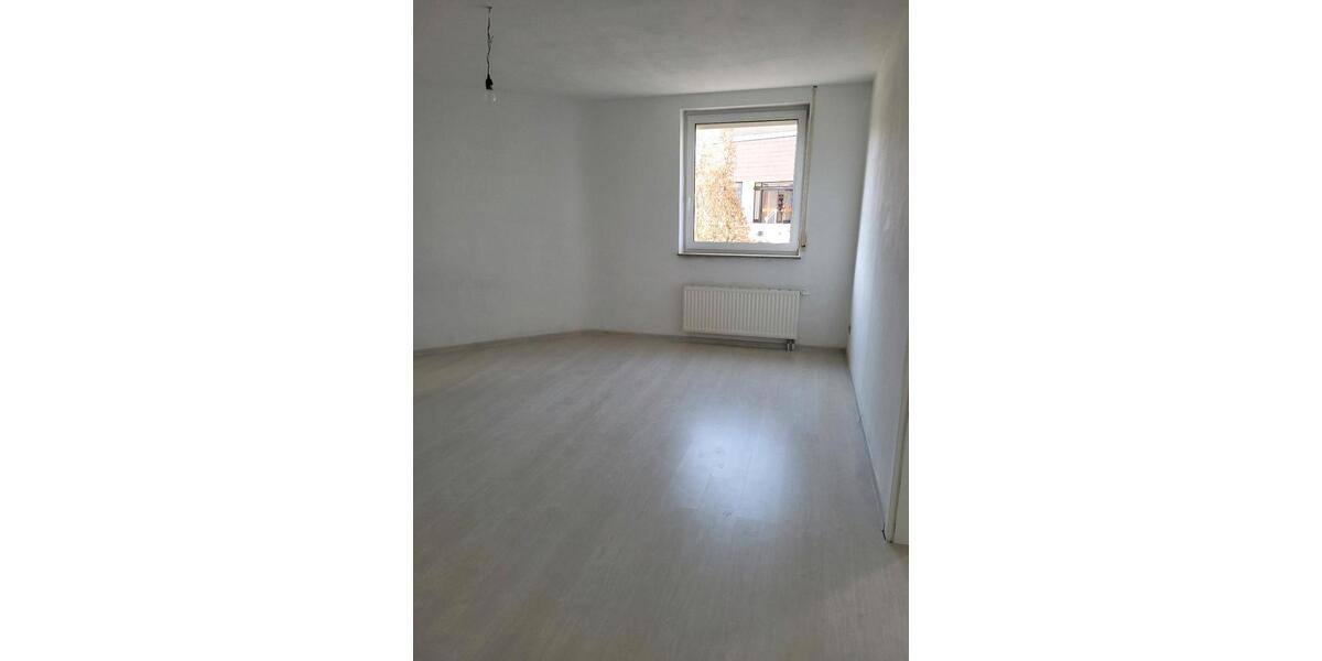 Hochparterre Mömbris - 2 Zimmer, 100 m&sup2;, 750&euro; | Angebot:25393576