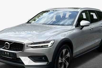 Volvo V60 Cross Country 13.778 km 61.900 &euro; Offenbach 63069