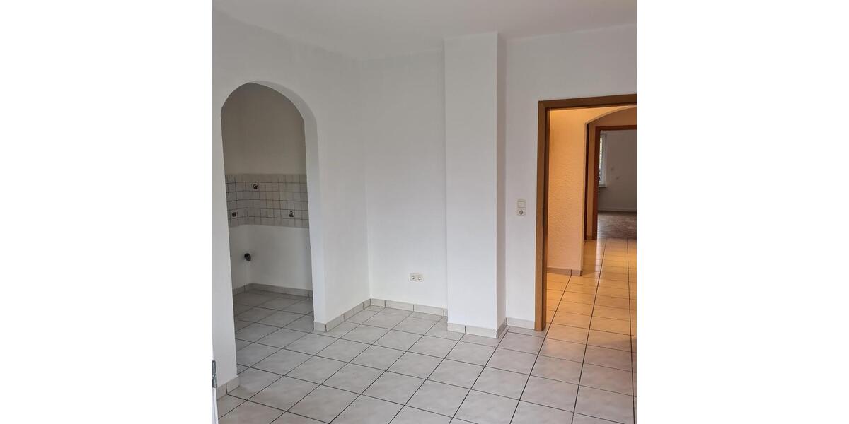 Erdgeschoßwohnung Hanau Groß-Steinheim - 3.5 Zimmer, 102 m&sup2;, 1.120&euro; | Angebot:26601845
