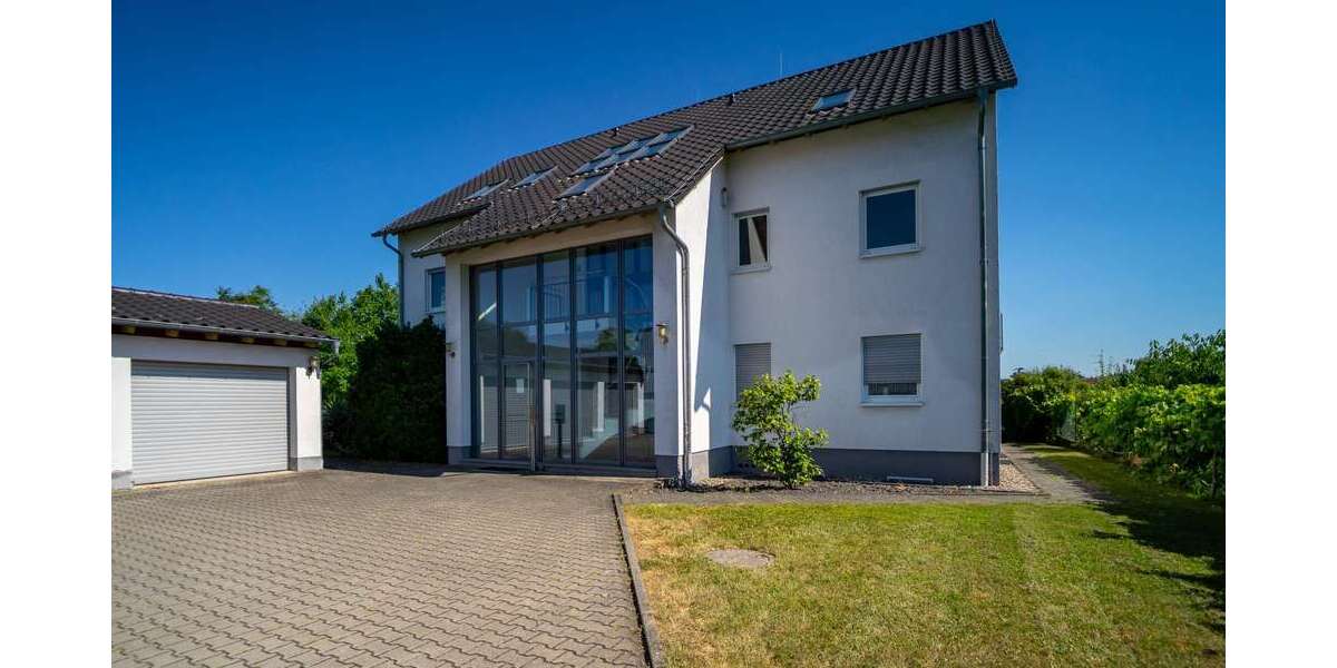 Einfamilienhaus Frankfurt am Main Sossenheim - 13 Zimmer, 551 m&sup2;, 2.950.000&euro; | Angebot:25152611