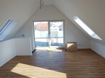 TRÄUMEN UND WOHNEN MIT STIL - Maisonettenwohnung Goldbach | Angebot:26779995