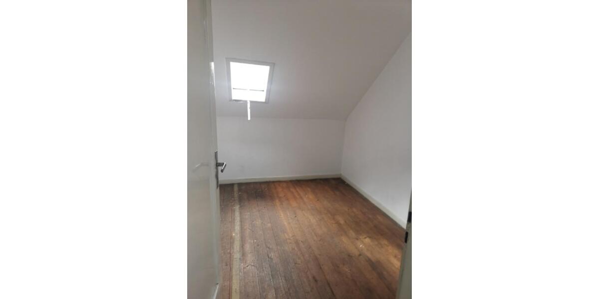 Etagenwohnung Frankfurt am Main Nordend Ost - 2 Zimmer, 80 m&sup2;, 1.250&euro; | Angebot:25839300