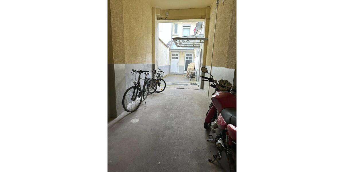 Etagenwohnung Frankfurt am Main Nord-Ost - 4 Zimmer, 80 m&sup2;, 1.250&euro; | Angebot:25956845