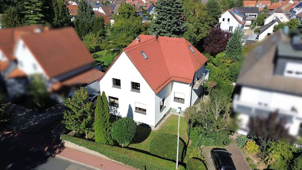 Einfamilienhaus Bad Homburg Gonzenheim - 6 Zimmer, 200 m&sup2;, 1.150.000&euro; | Angebot:25806885