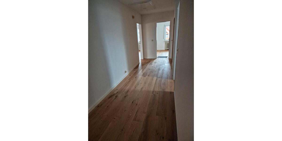 Dachgeschoßwohnung Biebergemünd - 2 Zimmer, 88 m&sup2;, 825&euro; | Angebot:24352430
