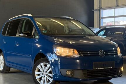 VW Touran 229.500 km 3.890 &euro; Maintal 63477