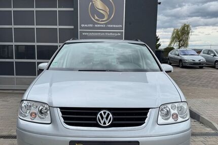 VW Touran 81.416 km 5.900 &euro; Reichelsheim-Beienheim 61203