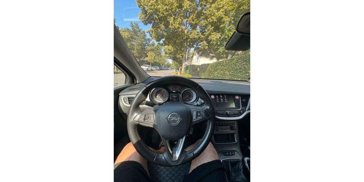 Opel Astra 122.446 km 8.900 &euro; Dreieich 63303