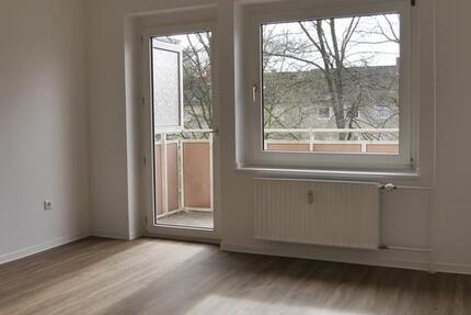 Wohnung Hanau Großauheim - 2.5 Zimmer, 61 m&sup2;, 608&euro; | Angebot:25802587