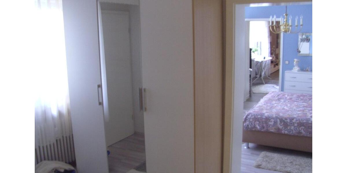 Erdgeschoßwohnung Wöllstadt - 3 Zimmer, 100 m&sup2;, 1.000&euro; | Angebot:25571721