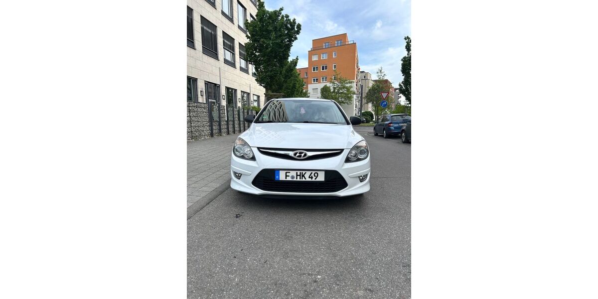 Hyundai i30 168.500 km 5.490 &euro; Frankfurt 65934
